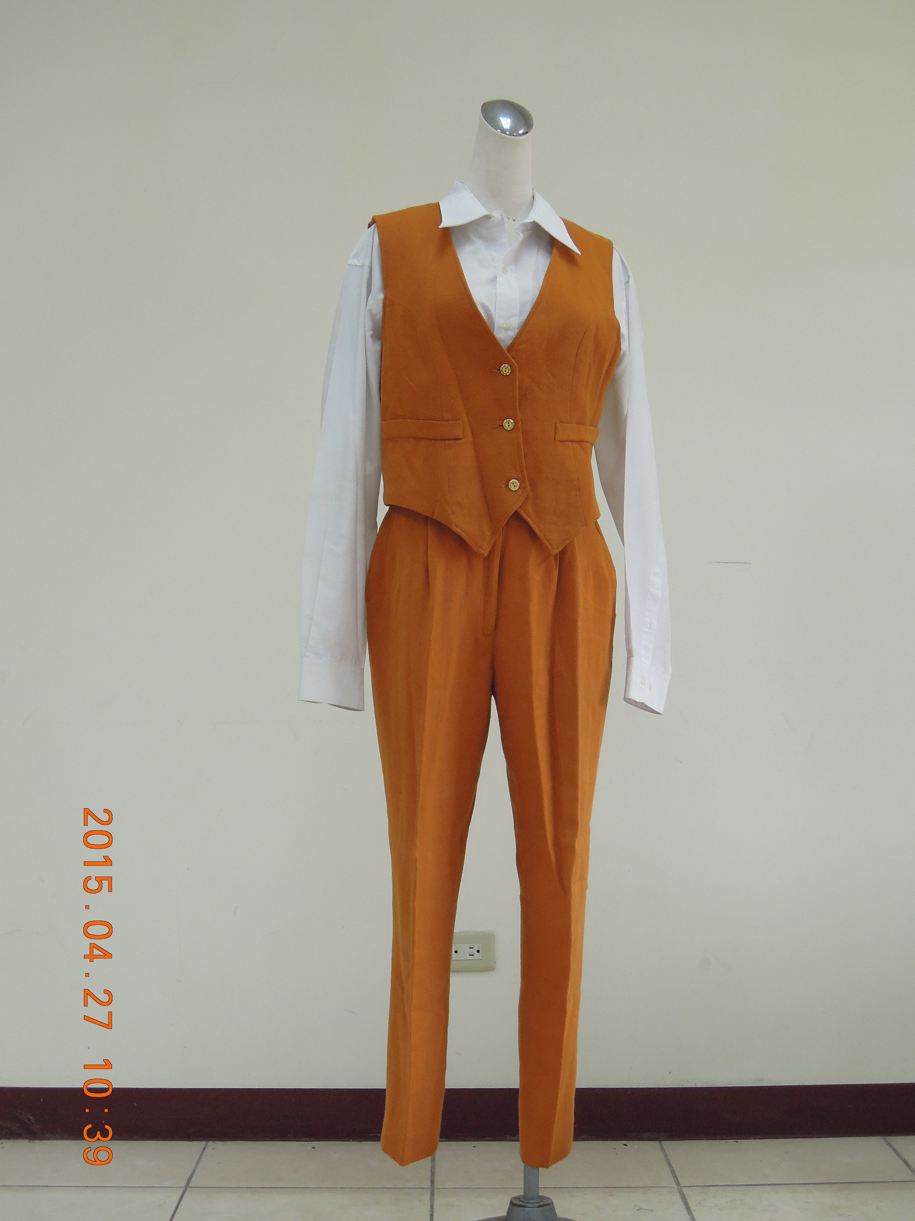 收費員制服之80至89年代冬季黃棕色套裝3
