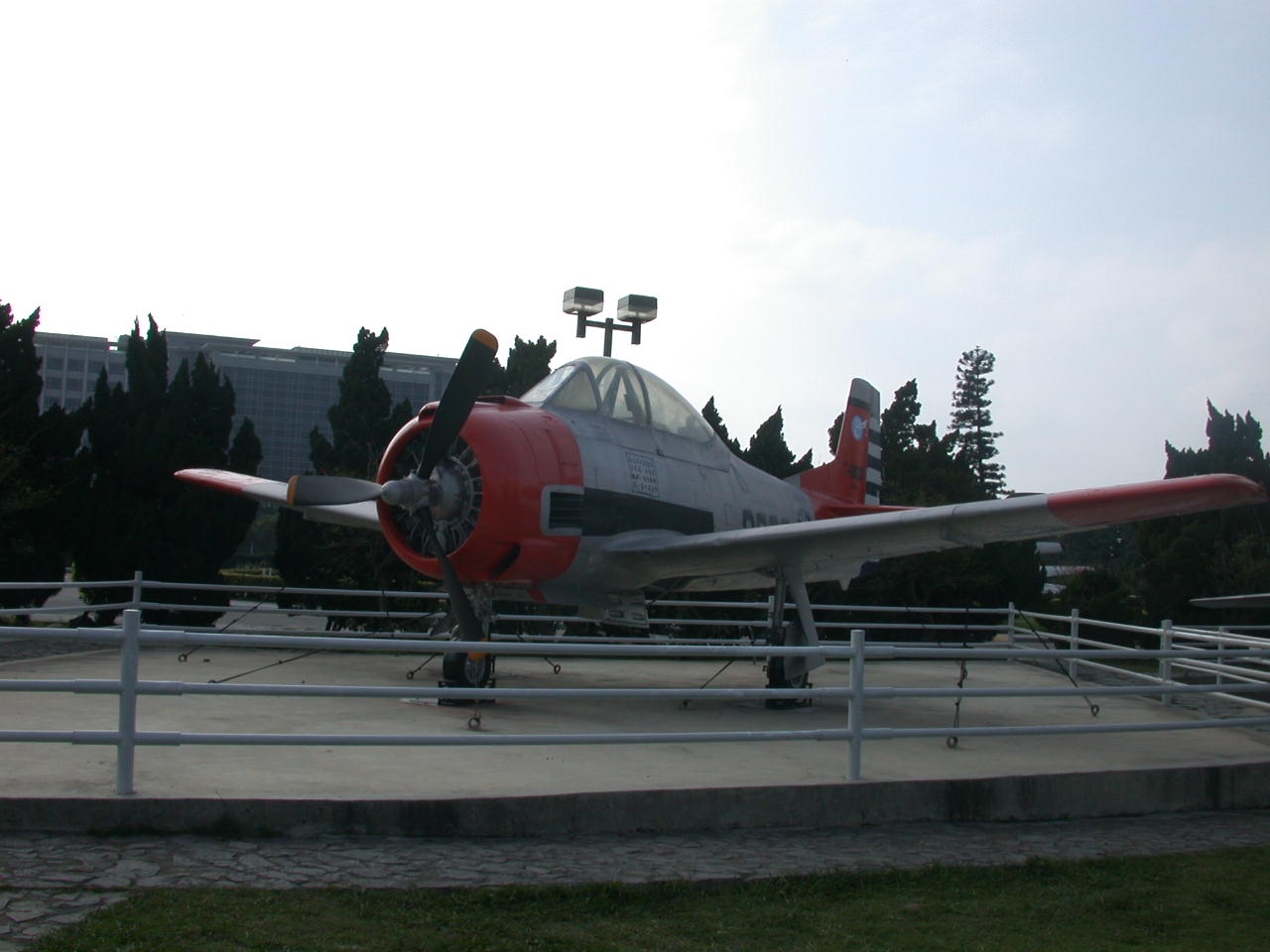 T-28A 啄木鳥式教練機照片