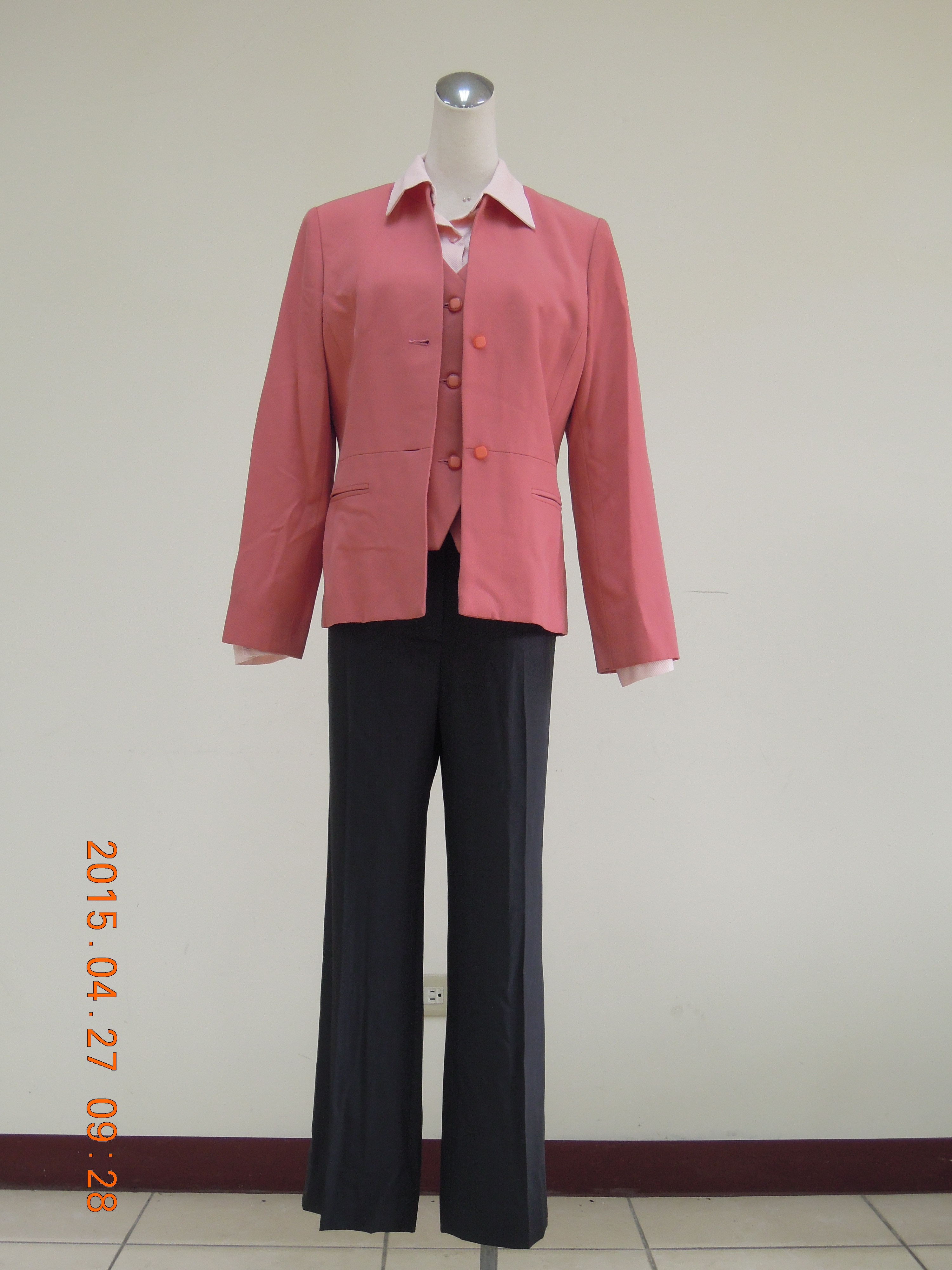 收費員制服之90至99年代冬橘粉上衣黑褲裝2