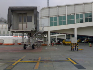 高雄機場國際線空橋