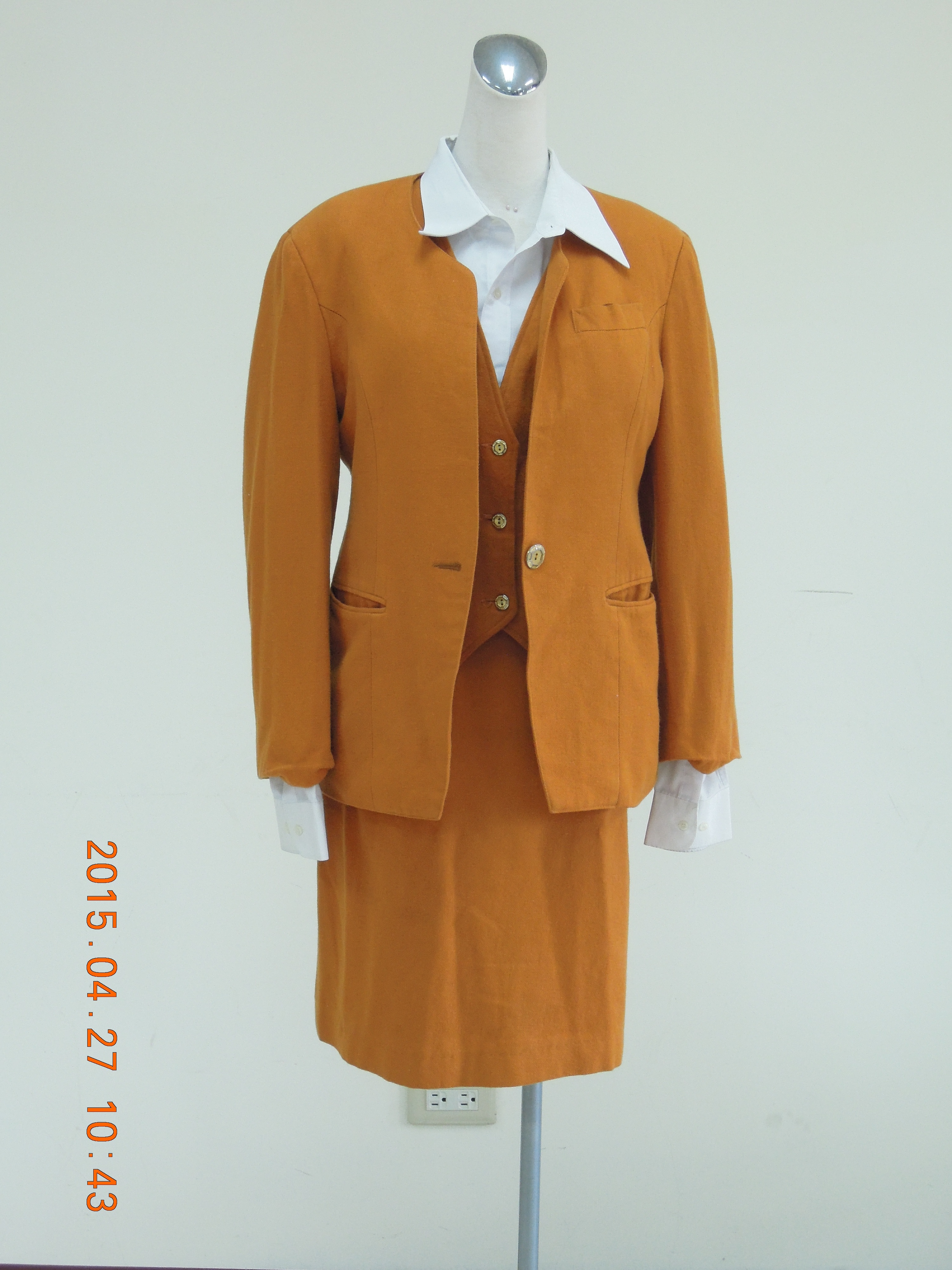 收費員制服之80至89年代冬季黃棕色套裝2