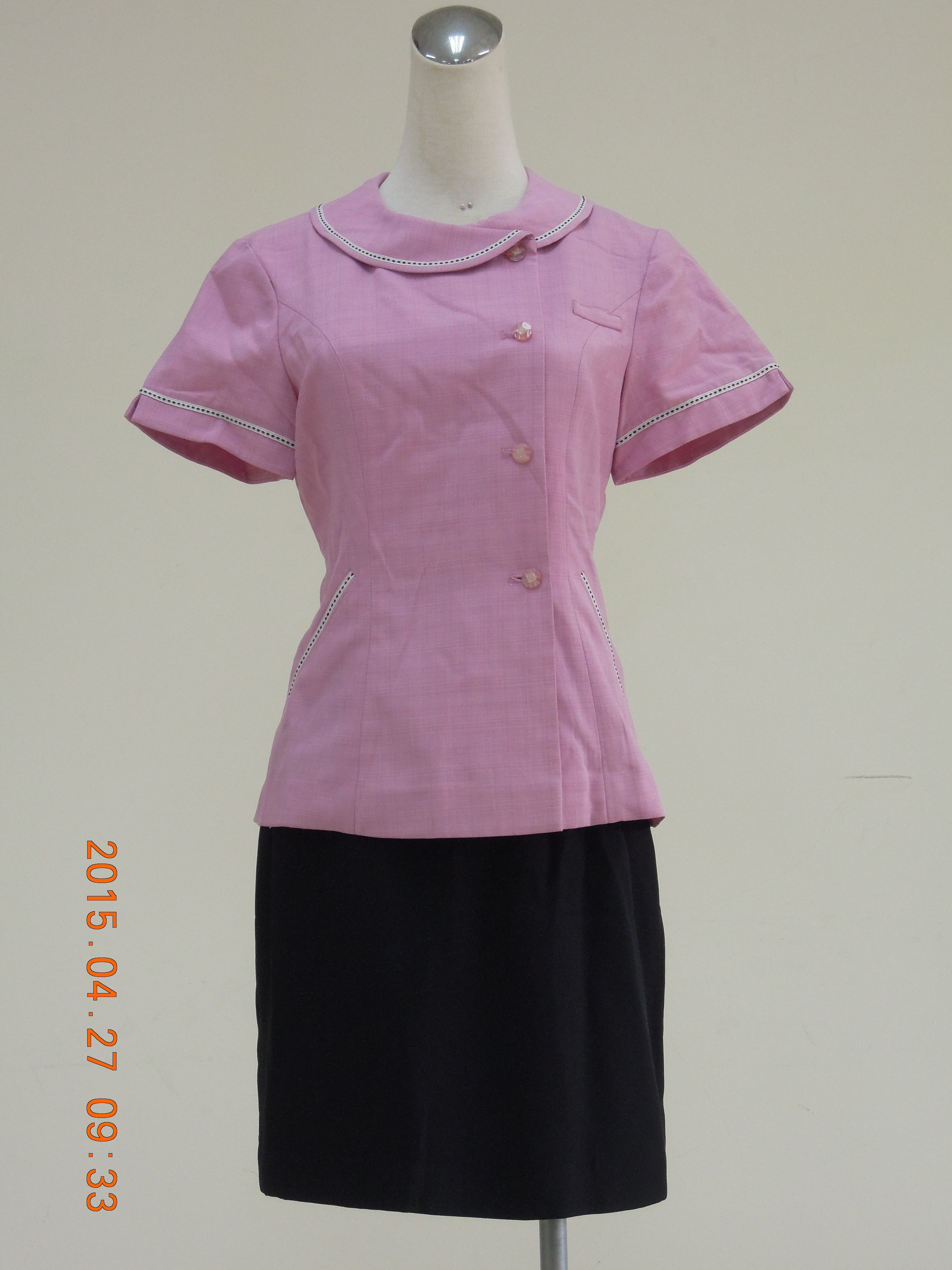 收費員制服之90至99年代夏粉紅上衣黑裙套裝